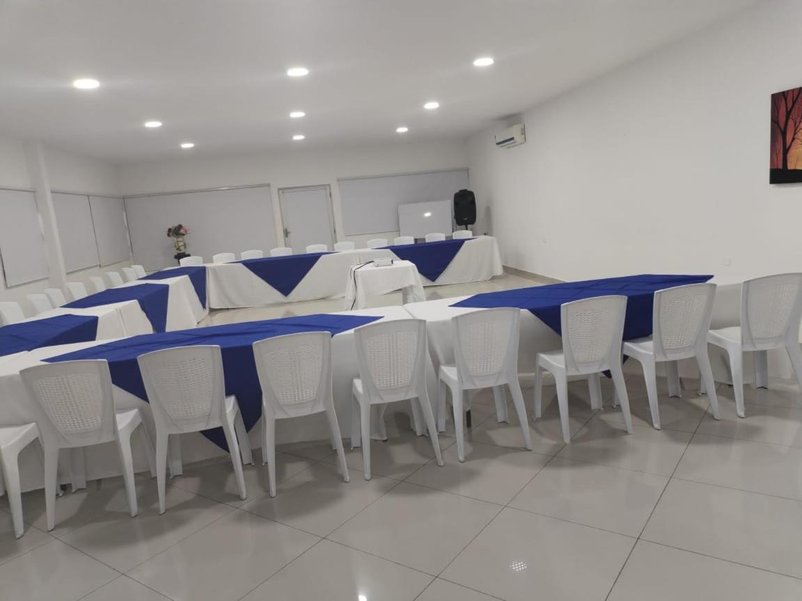 Hotel Sabana Del Sinu By Geh Suites Montería Екстериор снимка